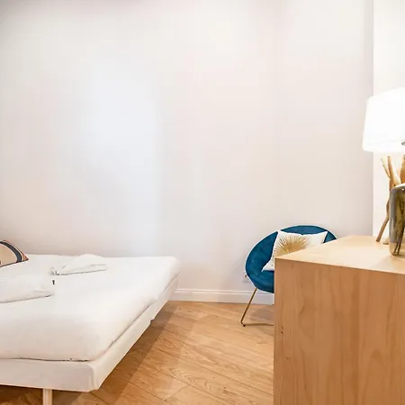 Aux Portes Du Jardin Public Apartment Bordeaux