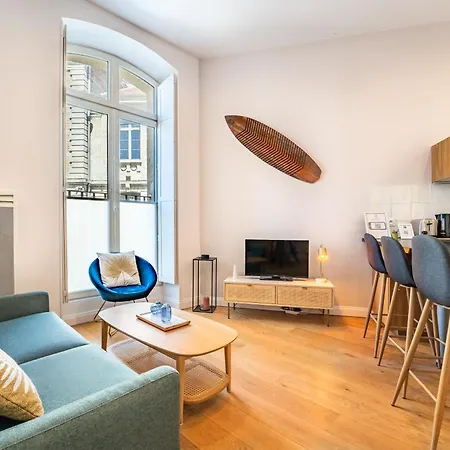 Apartment Aux Portes Du Jardin Public Bordeaux